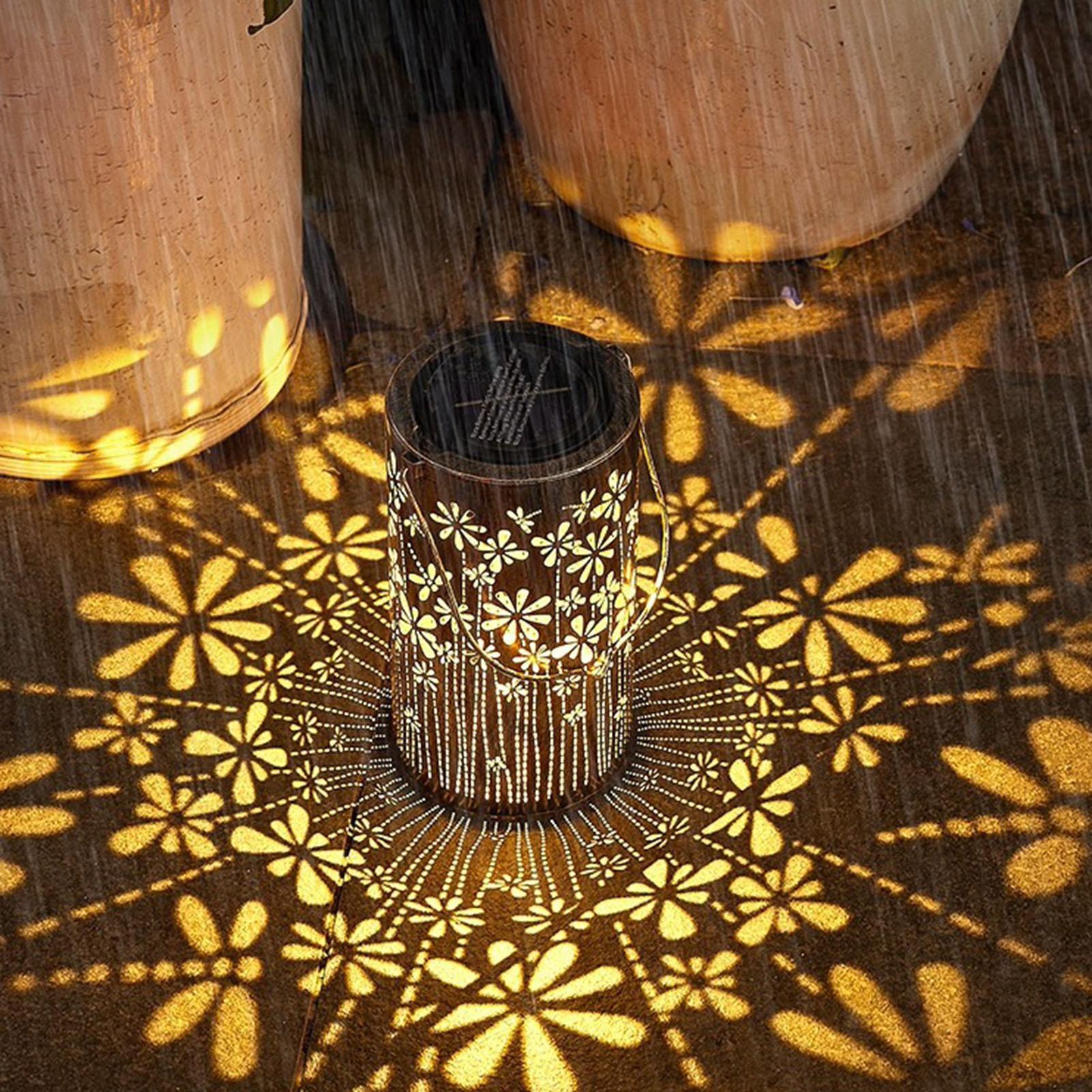 Solar Lanterns Colorful Metal  - Outdoor Lighting Yard のレビューと価格